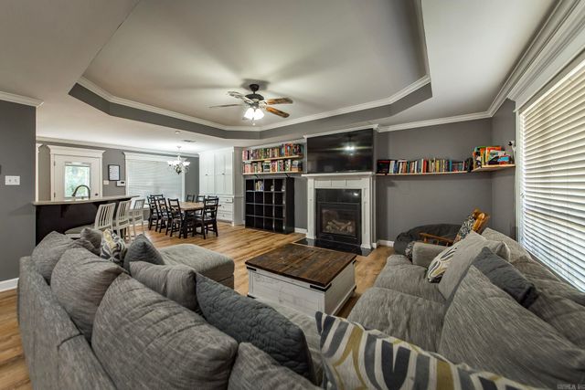 21 Clearwater Lane, Cabot, AR 72023