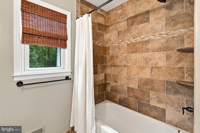 95 MAPLE STREAM RD, Hightstown, NJ 08520