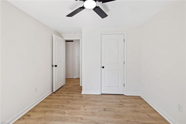 13174 Track LN, Smithfield, VA 23430