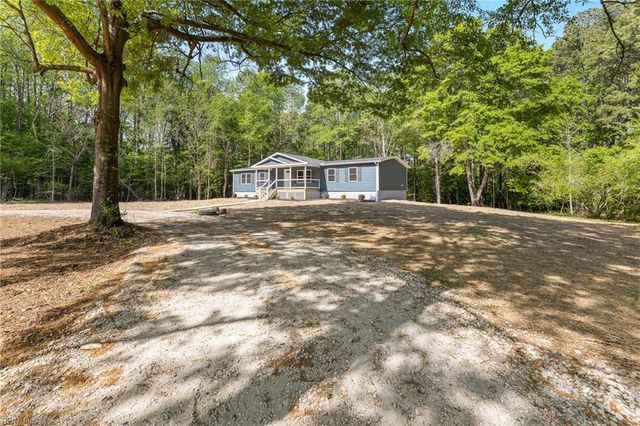 13174 Track LN, Smithfield, VA 23430