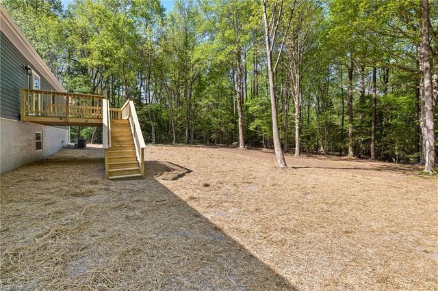 13174 Track LN, Smithfield, VA 23430