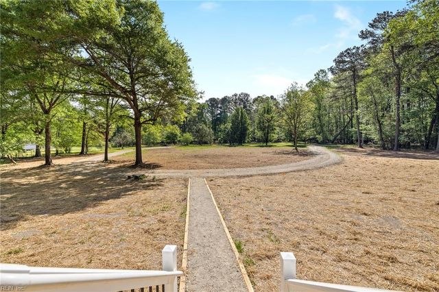 13174 Track LN, Smithfield, VA 23430