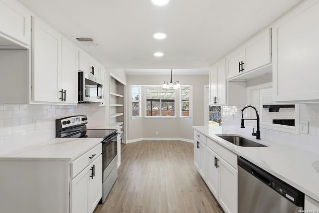 9534 Chelmsford, San Antonio, TX 78239