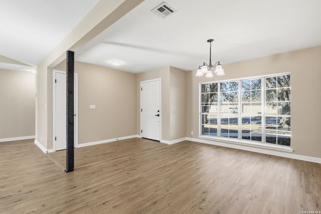 9534 Chelmsford, San Antonio, TX 78239