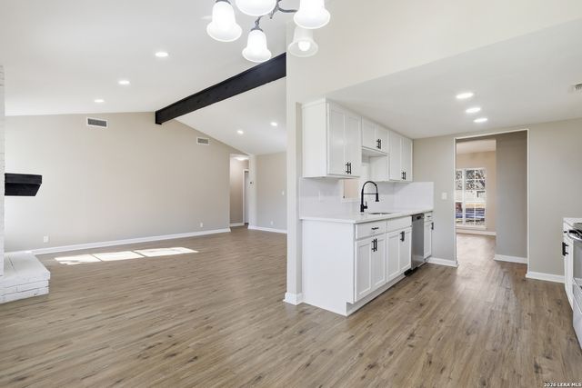 9534 Chelmsford, San Antonio, TX 78239