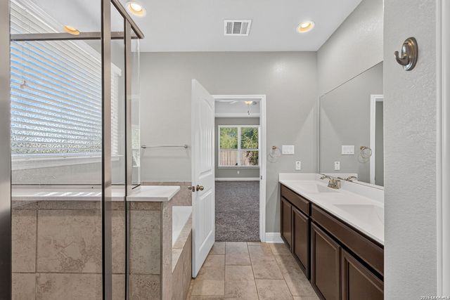 12739 DELCIA TRL, San Antonio, TX 78249