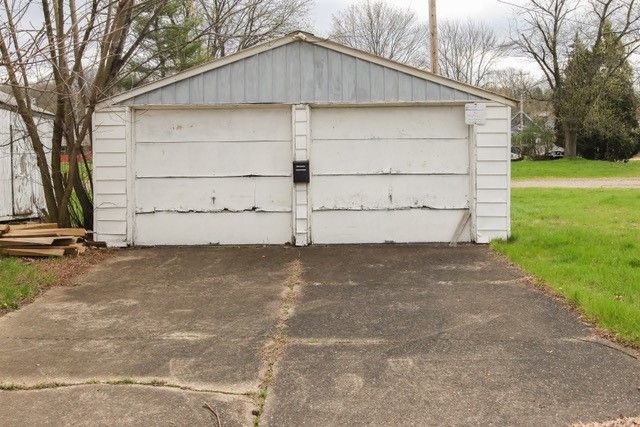 10 W Woodland Ave, Oakmont, PA 15139