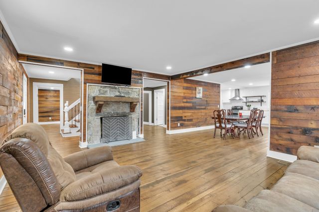 3039 Pigg Hollow Rd, Petersburg, TN 37144