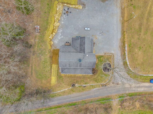 3039 Pigg Hollow Rd, Petersburg, TN 37144