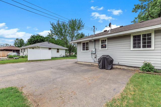 11627 N Heights Drive NW, Coon Rapids, MN 55433