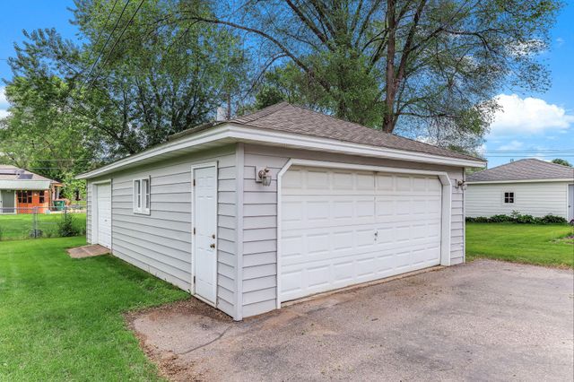 11627 N Heights Drive NW, Coon Rapids, MN 55433
