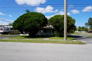 6200 Fletcher St, Hollywood, FL 33023