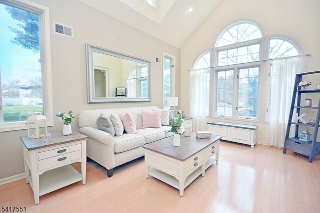 59 Wallace Blvd, Hillsborough Twp., NJ 08844