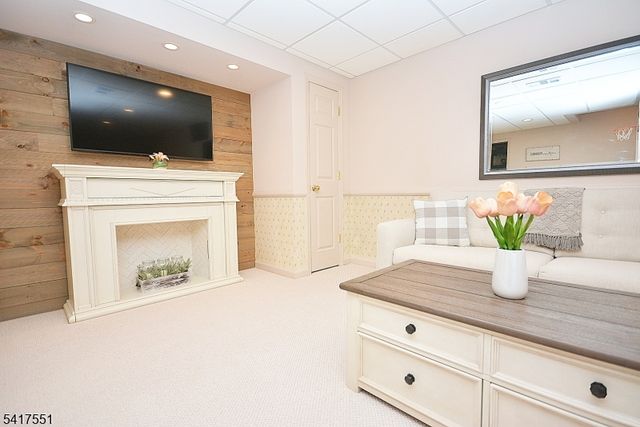 59 Wallace Blvd, Hillsborough Twp., NJ 08844