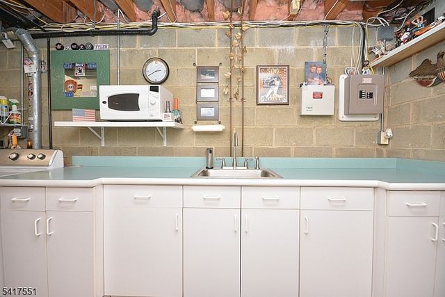 59 Wallace Blvd, Hillsborough Twp., NJ 08844