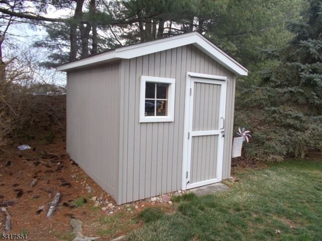 59 Wallace Blvd, Hillsborough Twp., NJ 08844