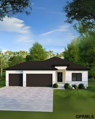 12421 S 89th Avenue, Papillion, NE 68046