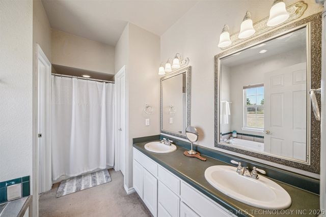 10613 Burton Lane, Skiatook, OK 74070