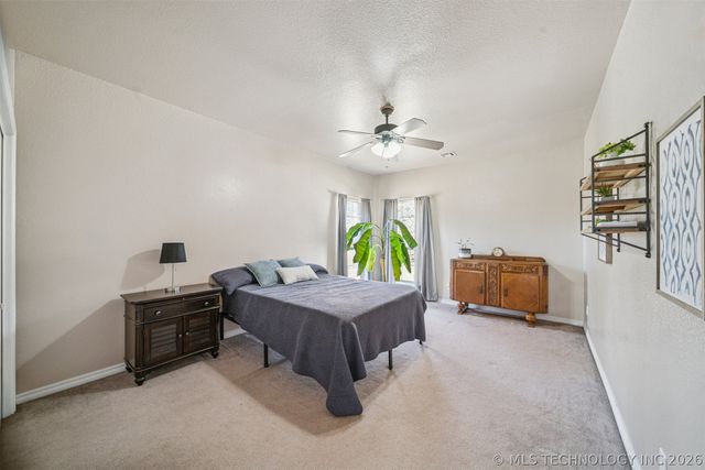 10613 Burton Lane, Skiatook, OK 74070