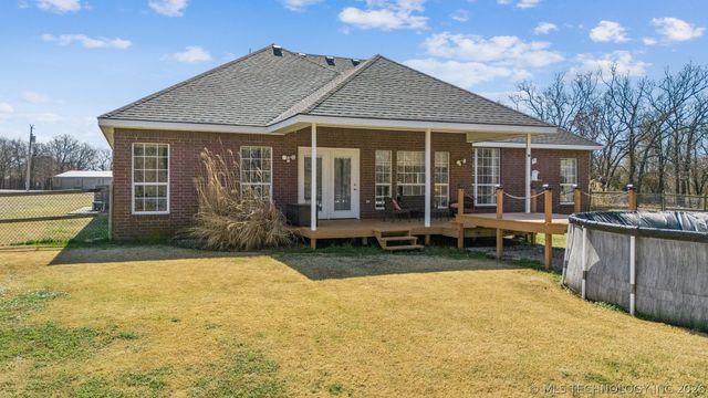 10613 Burton Lane, Skiatook, OK 74070