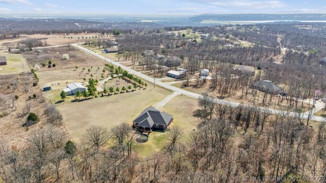 10613 Burton Lane, Skiatook, OK 74070