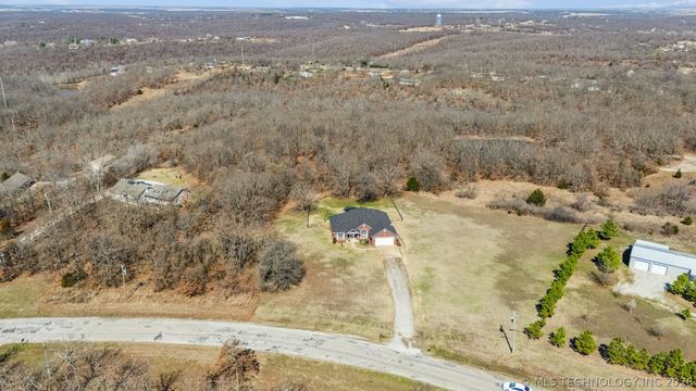 10613 Burton Lane, Skiatook, OK 74070