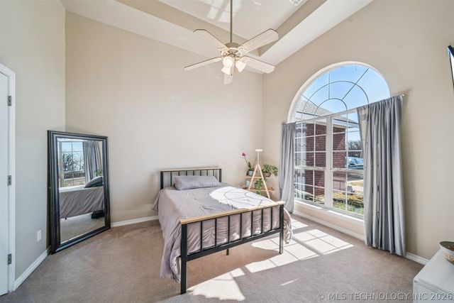 10613 Burton Lane, Skiatook, OK 74070