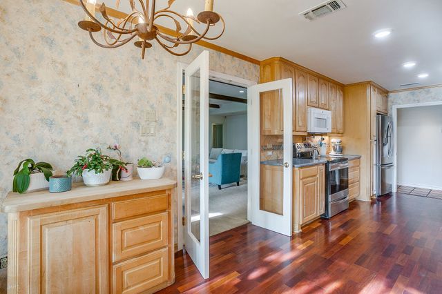 4650 Flat Rock Court, Fort Worth, TX 76132