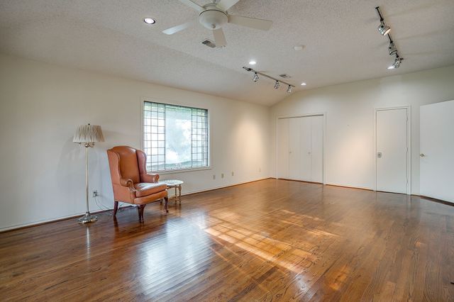 4650 Flat Rock Court, Fort Worth, TX 76132