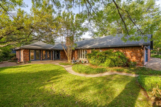 4650 Flat Rock Court, Fort Worth, TX 76132