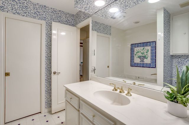 4650 Flat Rock Court, Fort Worth, TX 76132