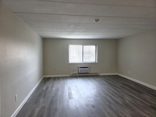 576 Washington Street 404, Weymouth, MA 02188