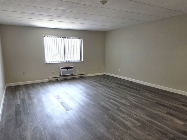 576 Washington Street 404, Weymouth, MA 02188
