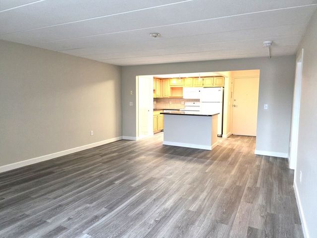 576 Washington Street 404, Weymouth, MA 02188
