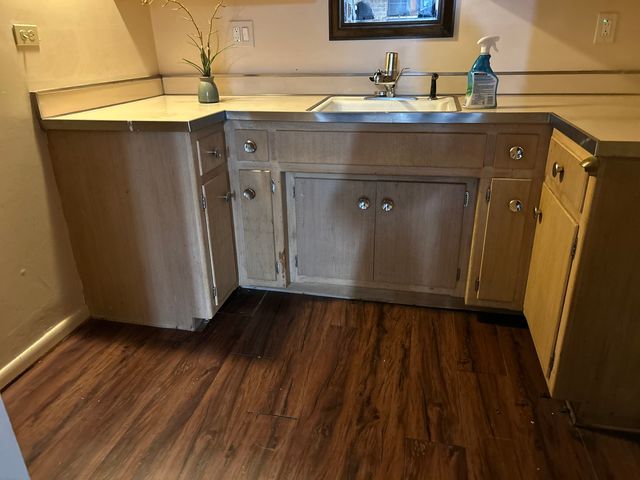 17308 Forestway Drive, East Hazel Crest, IL 60429