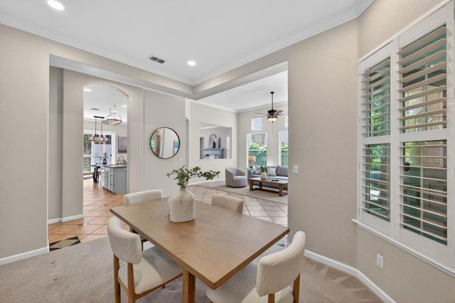 2624 Baybridge St, Sacramento, CA 95833