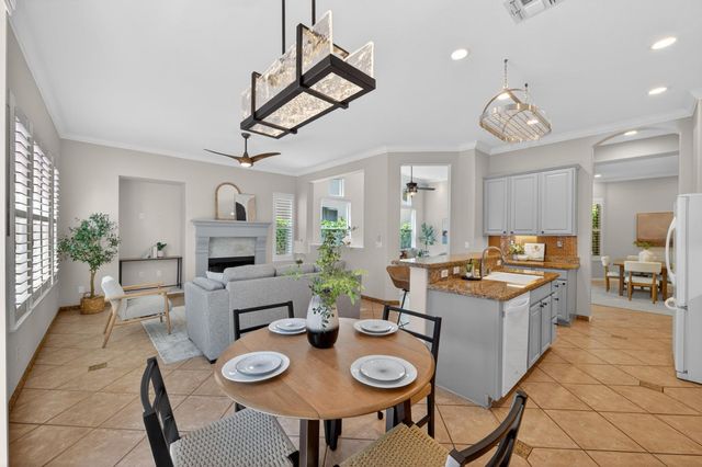 2624 Baybridge St, Sacramento, CA 95833