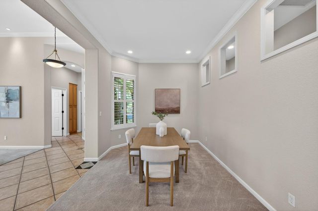 2624 Baybridge St, Sacramento, CA 95833