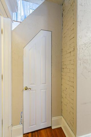 1424 E COLLEGE AVENUE, Appleton, WI 54915