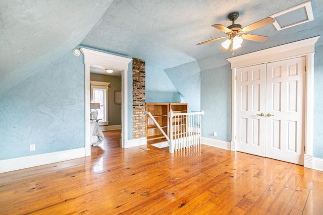 1424 E COLLEGE AVENUE, Appleton, WI 54915