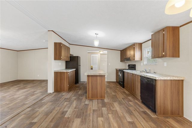 1014 Doe Run, Caldwell, TX 77836