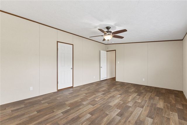 1014 Doe Run, Caldwell, TX 77836