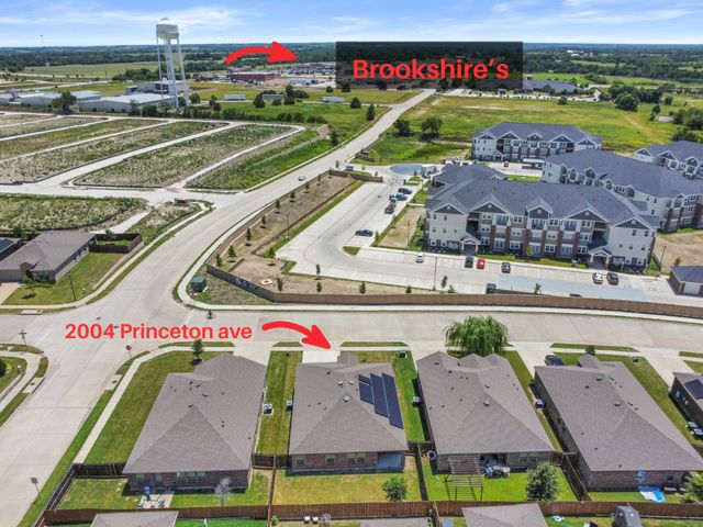 2004 Princeton Avenue, Farmersville, TX 75442