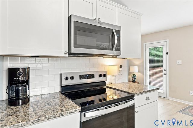 1159 Tillers Ridge Dr, Richmond, VA 23235