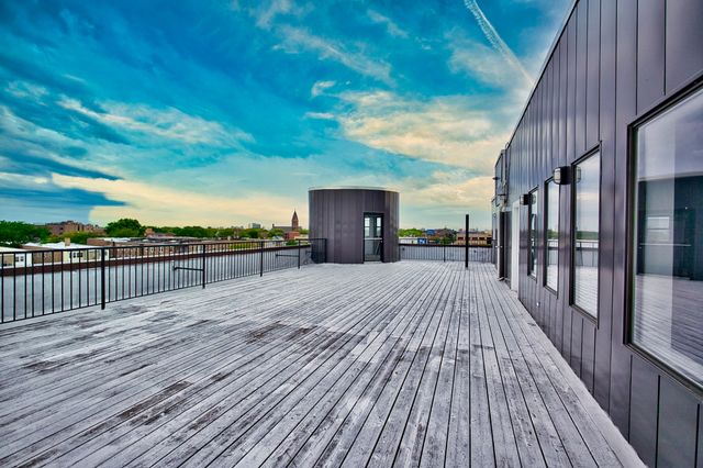 2515 W Lawrence Avenue 3W, Chicago, IL 60625