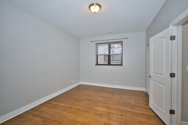 2515 W Lawrence Avenue 3W, Chicago, IL 60625