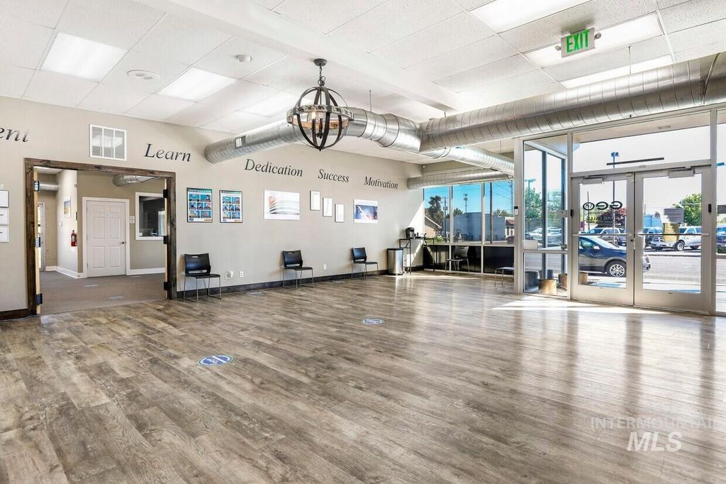 510 2nd Ave S Suite 100, Twin Falls, ID 83301 photo 3