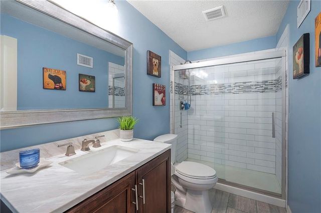 21911 W 120th Street, Olathe, KS 66061