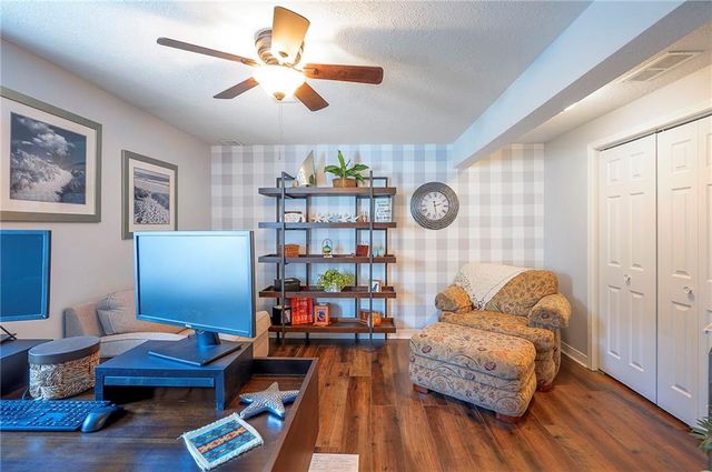 21911 W 120th Street, Olathe, KS 66061