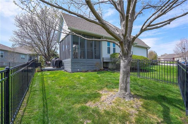 21911 W 120th Street, Olathe, KS 66061